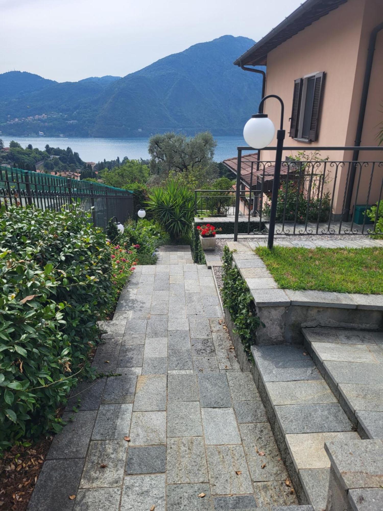Camera con bagno e portico Tremezzo Exterior foto